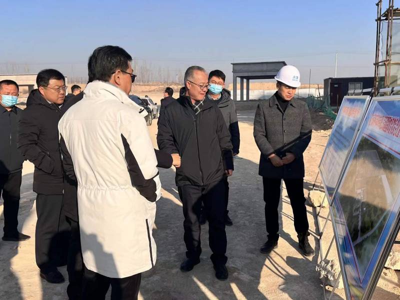 1640934415225305.jpg 朔州市紀(jì)委書記、懷仁市紀(jì)委書記等一行視察懷仁市辰海公司施工現(xiàn)場照片.jpg